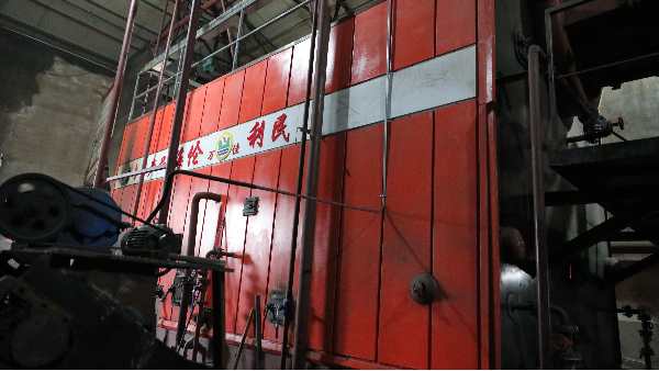 燃煤改秸稈直燃鍋爐供暖，燃料成本省一半